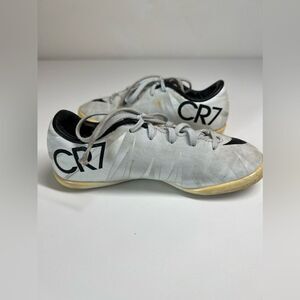 NIKE MERCURIALX VICTORY VI IC CR7 INDOOR SOCCER CLEAT Size 11,5 kids 852488-401